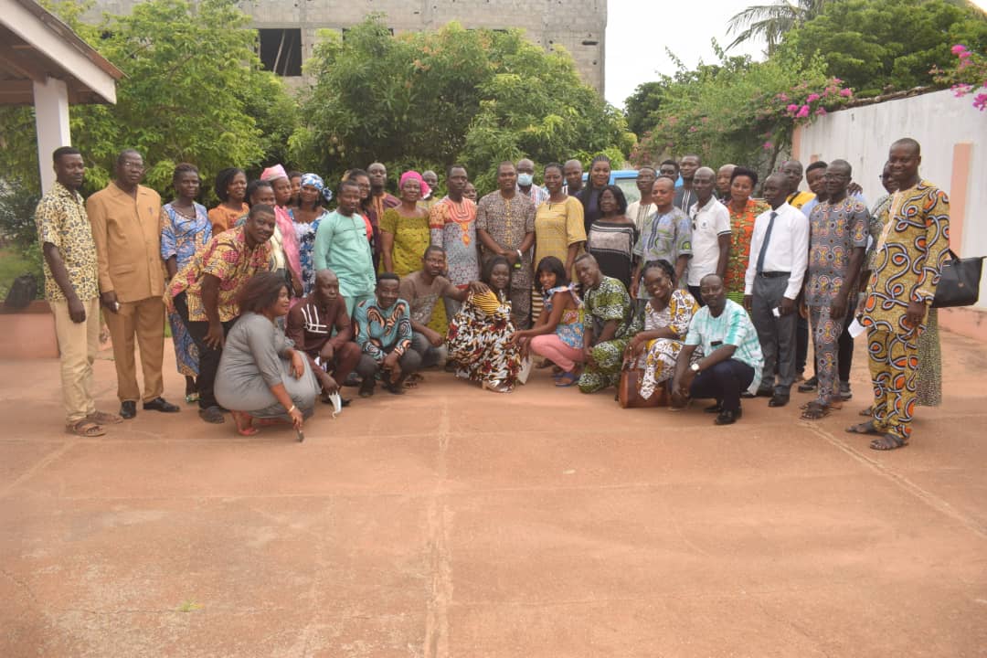 Collaboration entre artisans designers